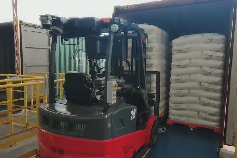 AGV loading and unloading system 